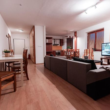 Hotel Rozkos Česká Skalice Esterno foto