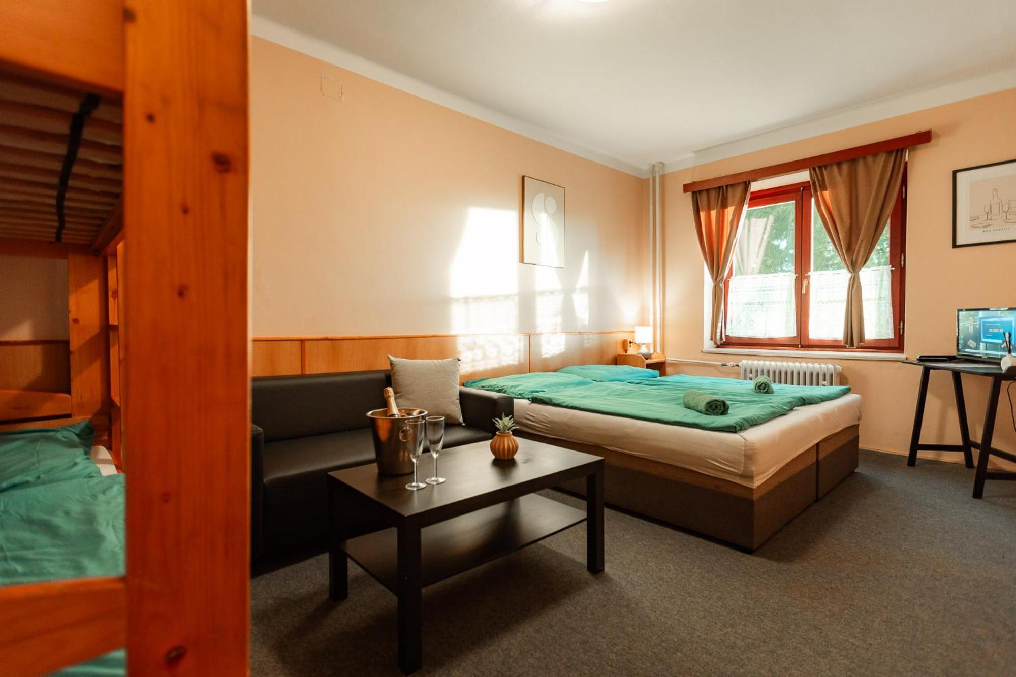 Hotel Rozkos Česká Skalice Camera foto
