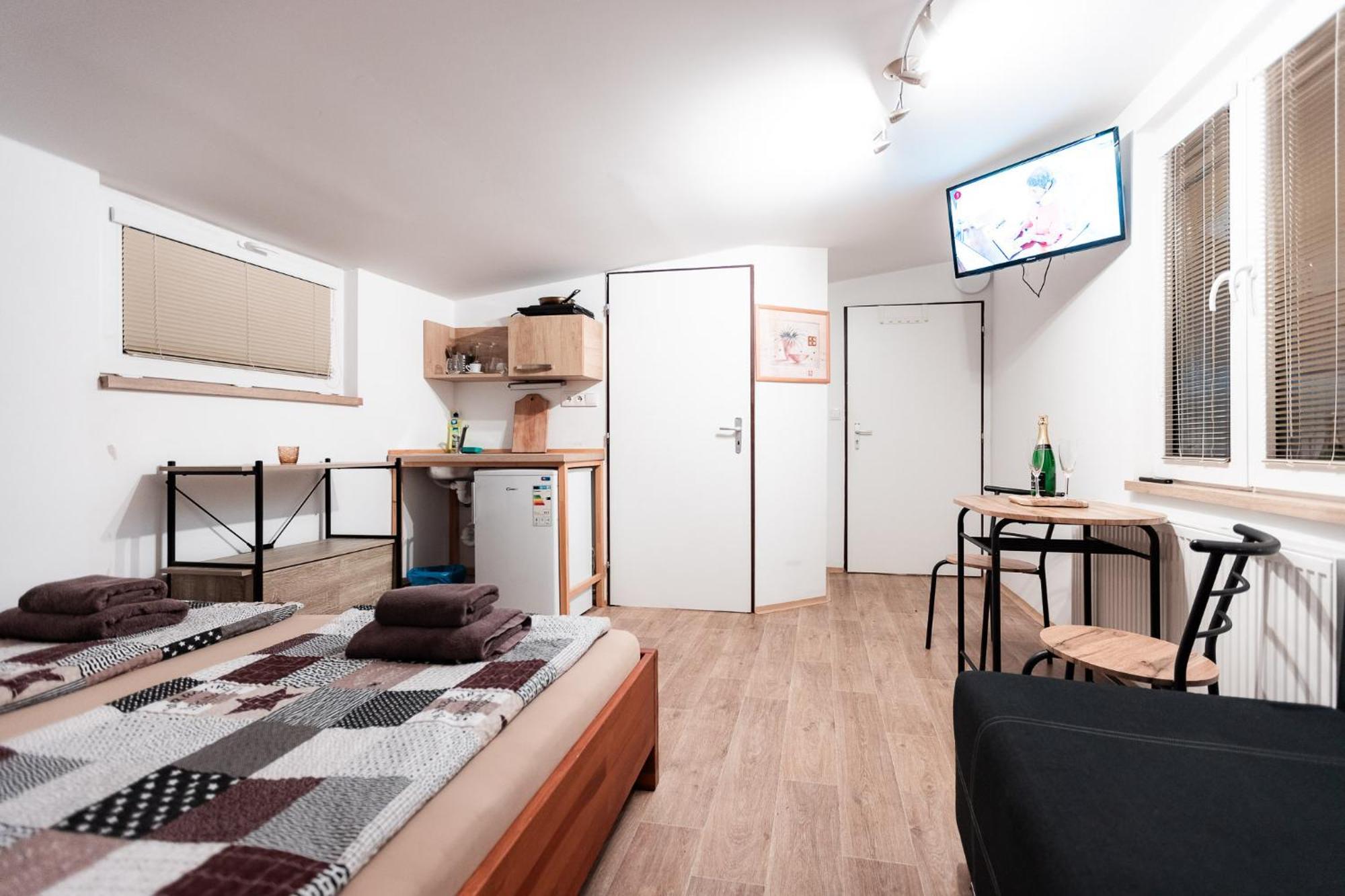 Hotel Rozkos Česká Skalice Esterno foto